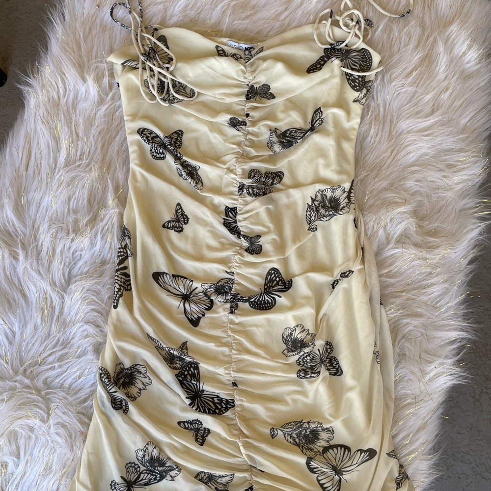 Pre-loved fashion nova dress.